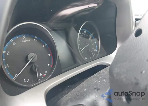 2017 Toyota Rav4 Xle z USA, uszkodzony, nr VIN 2T3WFREV0HW326521